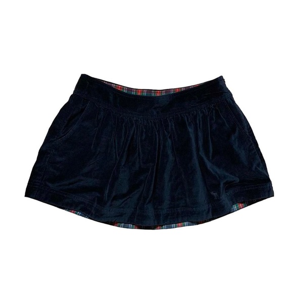 SOLD- Abercrombie & Fitch velvet plaid winter Mini Skirt Navy Blue - Picture 4 of 4